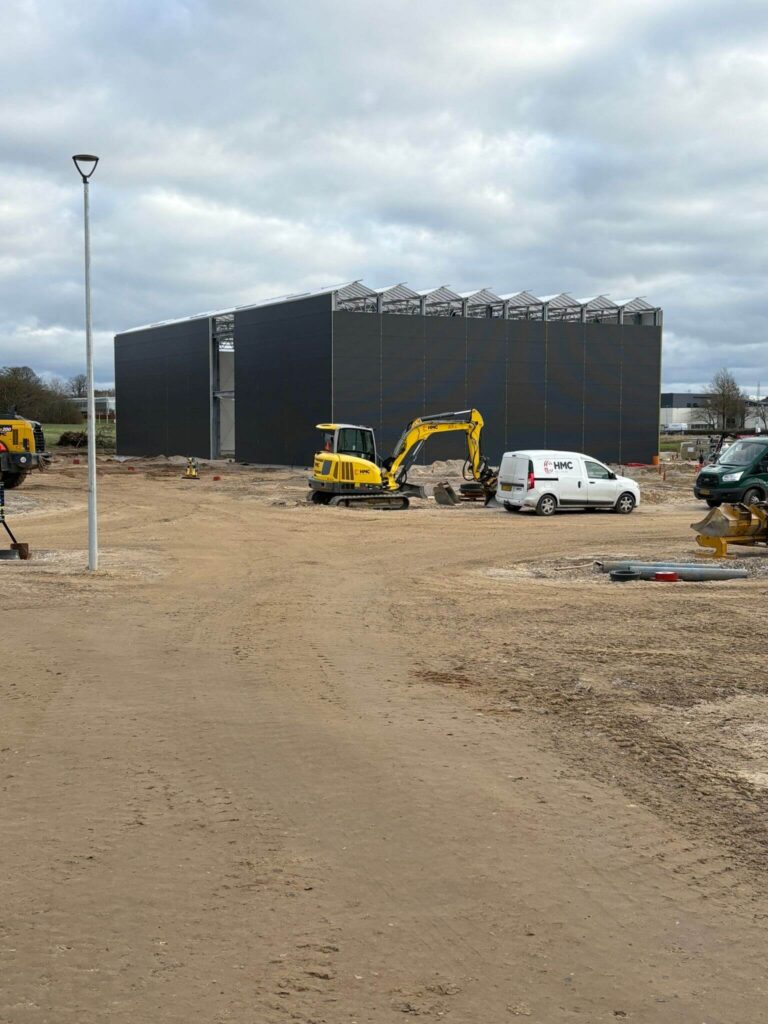 DAS gable and roof systems applied in garden center construction